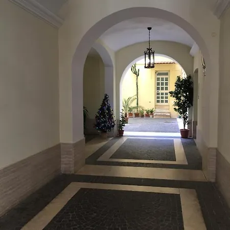 בית הארחה Saint Peter's Roof 3*